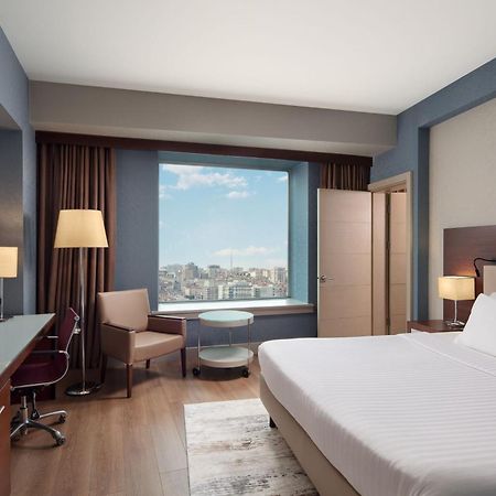 Delta Hotels By Marriott Istanbul West Exterior photo