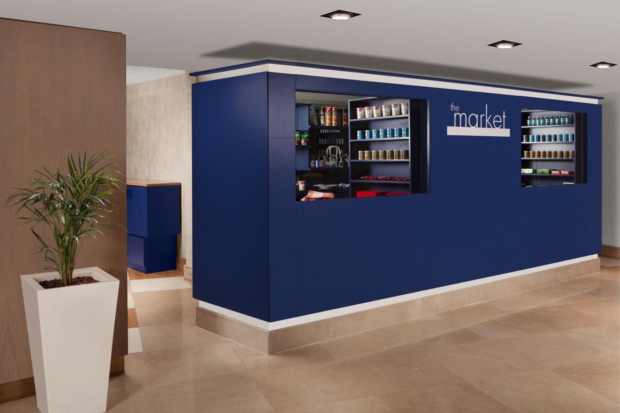 Delta Hotels By Marriott Istanbul West Exterior photo