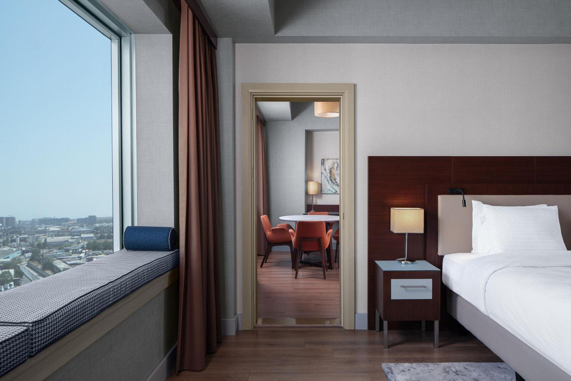 Delta Hotels By Marriott Istanbul West Exterior photo
